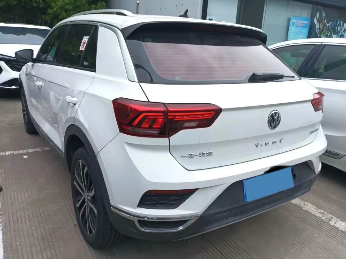 2019 Volkswagen T-Roc 1.4T 131HP L4 7DCT,autocango,china used car exporter,china ev exporter,chinese used car exporter,chinese used ev exporter