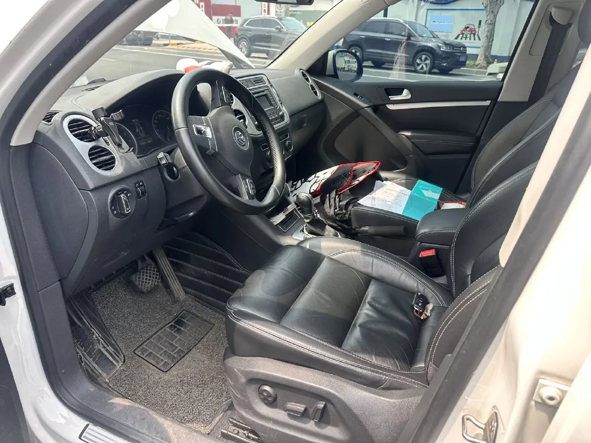 2017 Haval H9 2.0T 190HP L4 8AT,autocango,china used car exporter,china ev exporter,chinese used car exporter,chinese used ev exporter