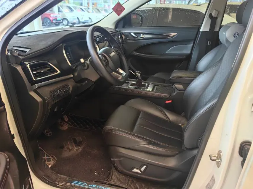 2019 Jetour X90 1.5T 147HP L4 6MT,autocango,china used car exporter,china ev exporter,chinese used car exporter,chinese used ev exporter