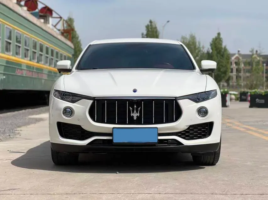 2021 Maserati Levante 3.0T 350HP V6 8AT,autocango,china used car exporter,china ev exporter,chinese used car exporter,chinese used ev exporter