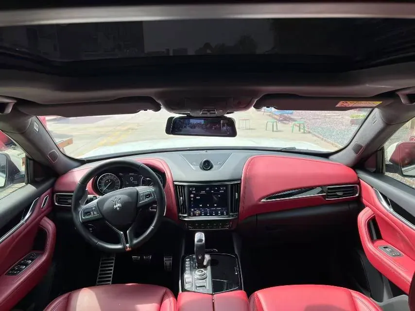 2021 Maserati Levante 3.0T 350HP V6 8AT,autocango,china used car exporter,china ev exporter,chinese used car exporter,chinese used ev exporter