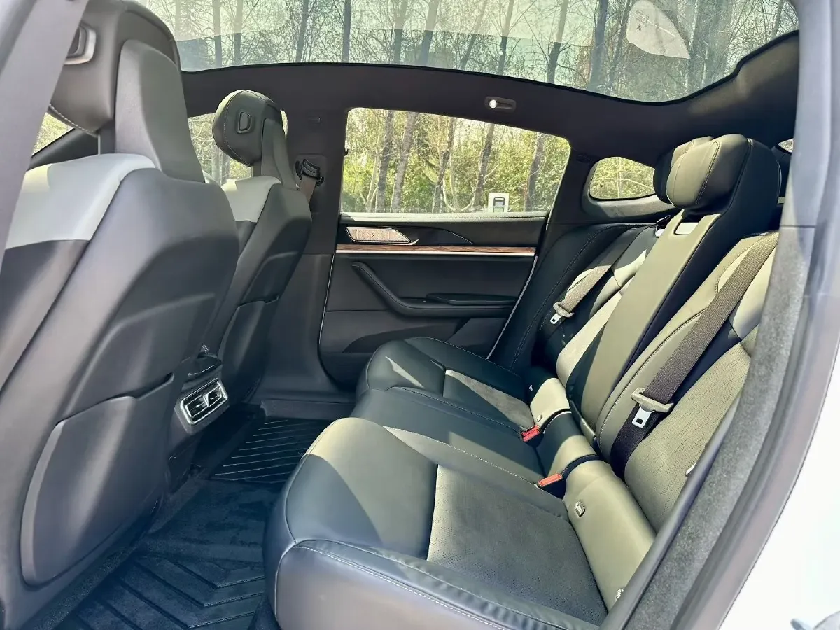 2022 Honda Accord 1.5T 194HP L4 CVT,autocango,china used car exporter,china ev exporter,chinese used car exporter,chinese used ev exporter