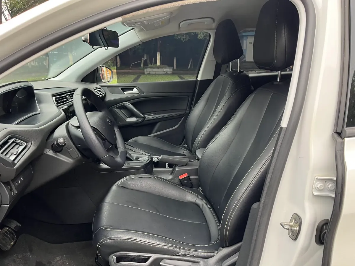 2018 Peugeot 308 1.6L 117HP L4 6AT,autocango,china used car exporter,china ev exporter,chinese used car exporter,chinese used ev exporter