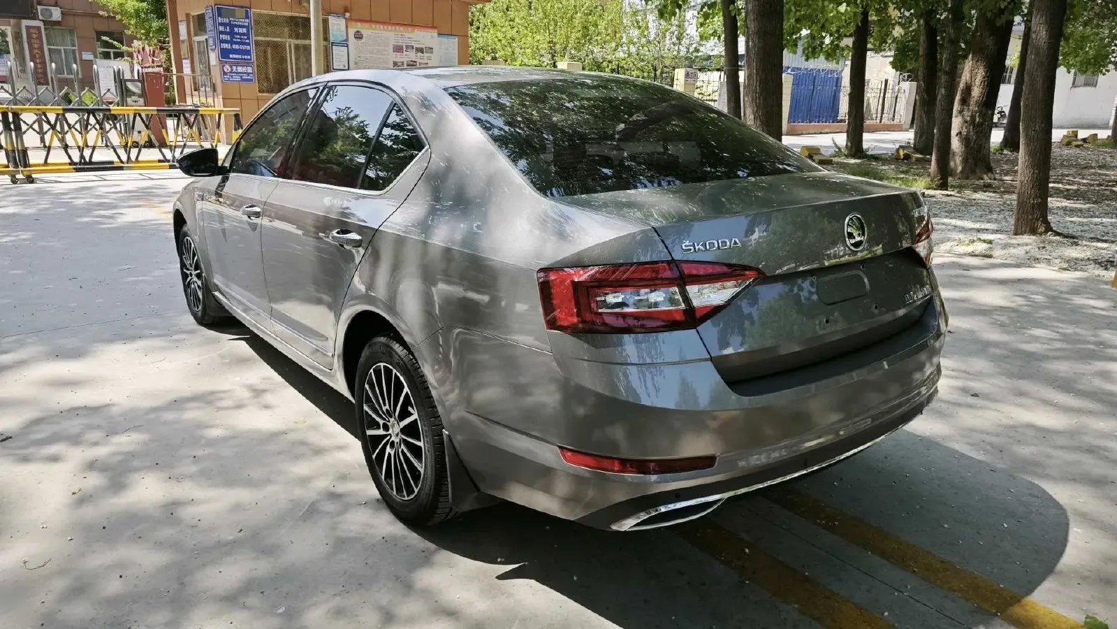 2018 Skoda Octavia 1.6L 110HP L4 6AT,autocango,china used car exporter,china ev exporter,chinese used car exporter,chinese used ev exporter