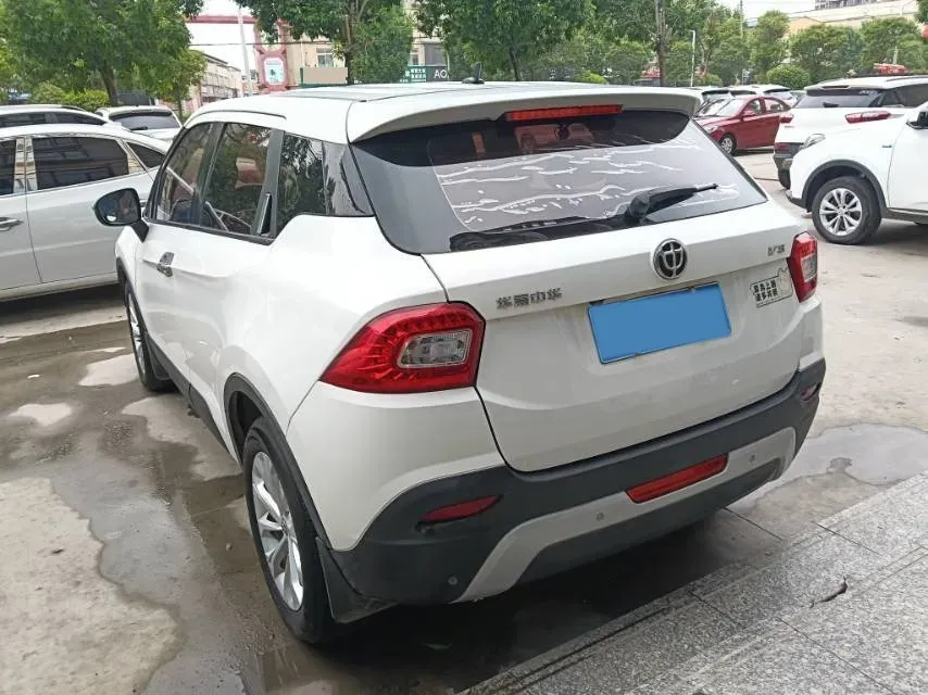 2016 Brilliance Auto V3 1.5L 112HP L4 5MT,autocango,china used car exporter,china ev exporter,chinese used car exporter,chinese used ev exporter