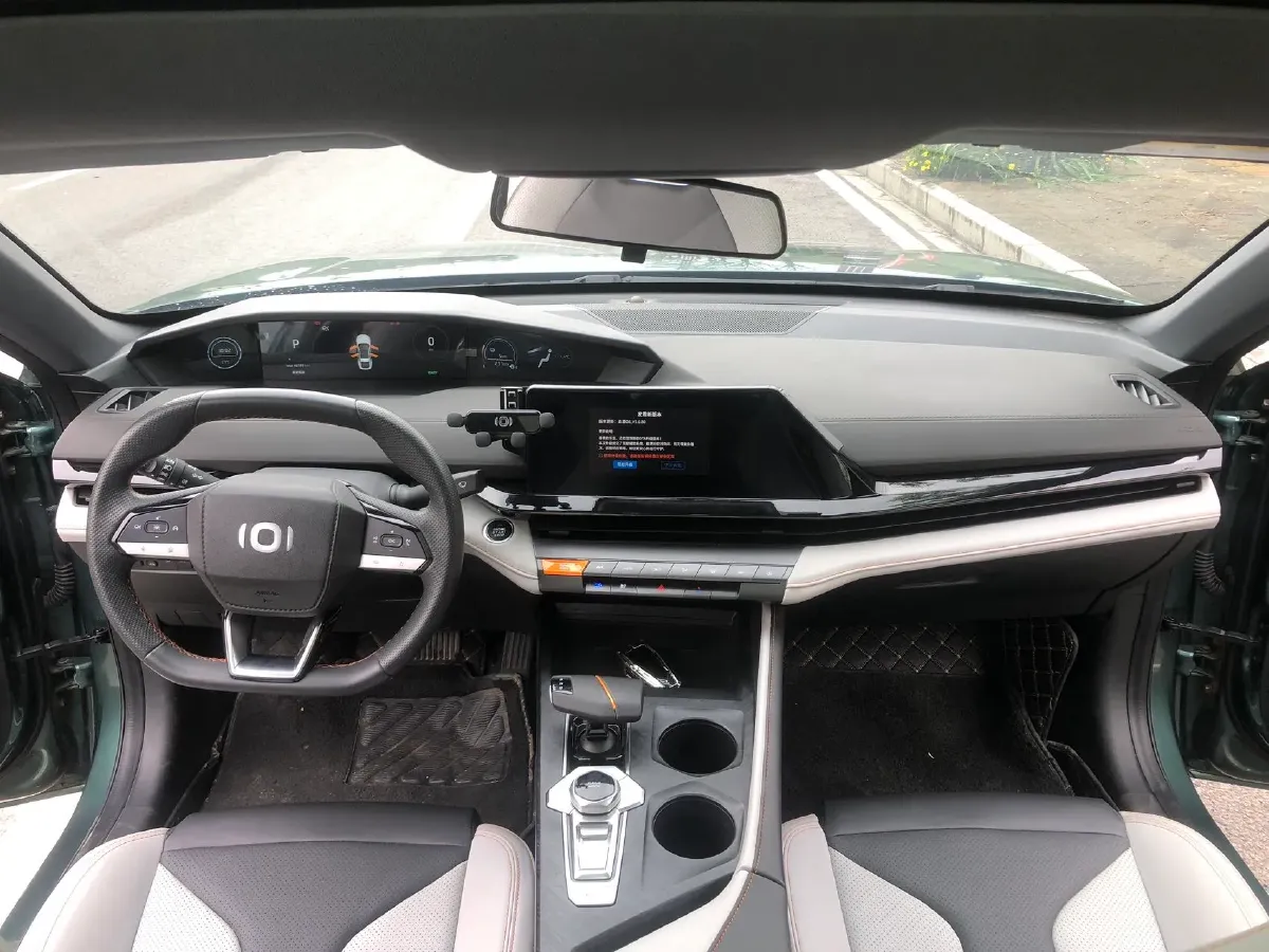 2023 Chery EV eQ7 BEV 53.87KWH,autocango,china used car exporter,china ev exporter,chinese used car exporter,chinese used ev exporter