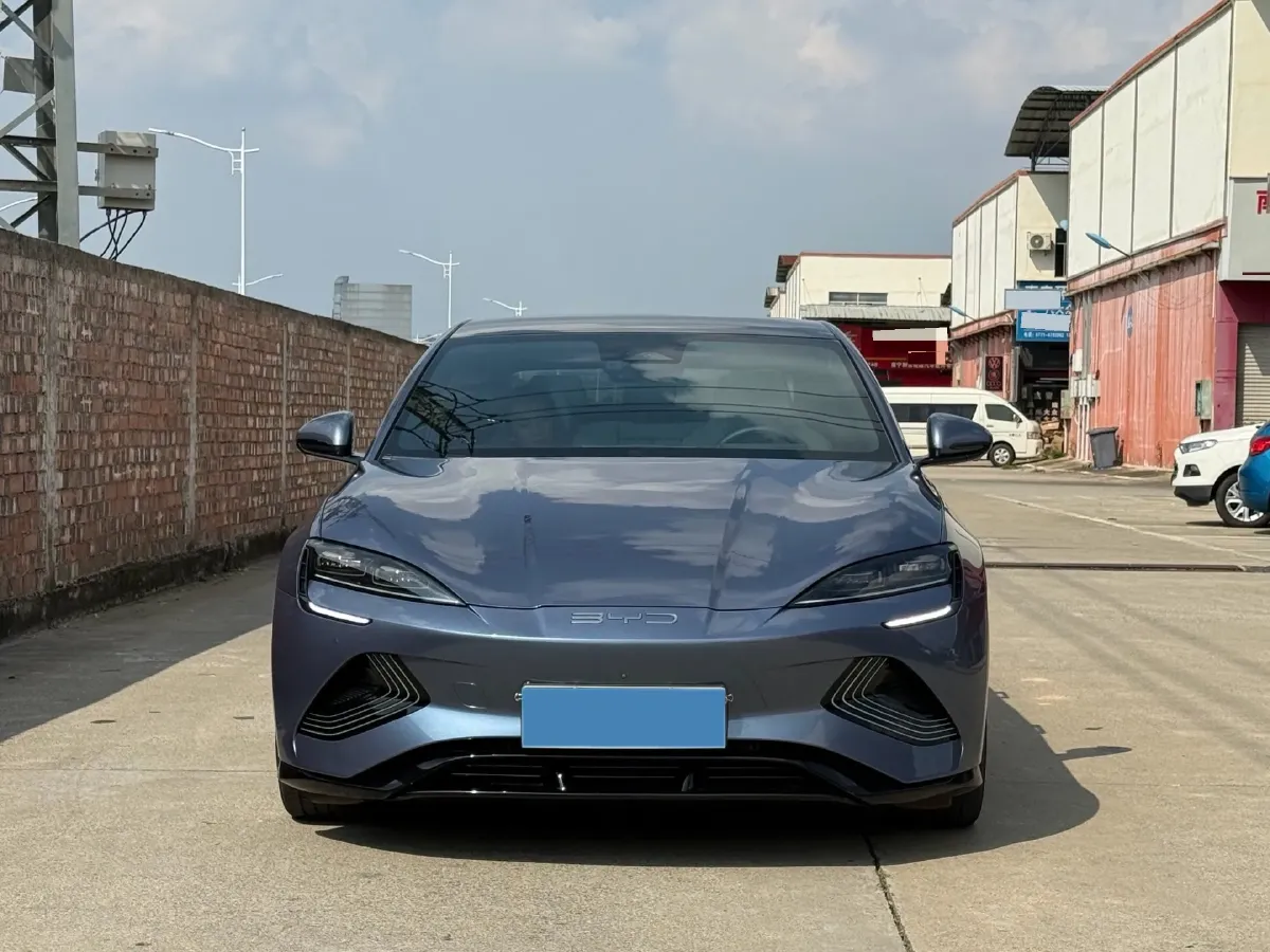 2022 MAXUS DaJia 5 BEV 70KWH,autocango,china used car exporter,china ev exporter,chinese used car exporter,chinese used ev exporter