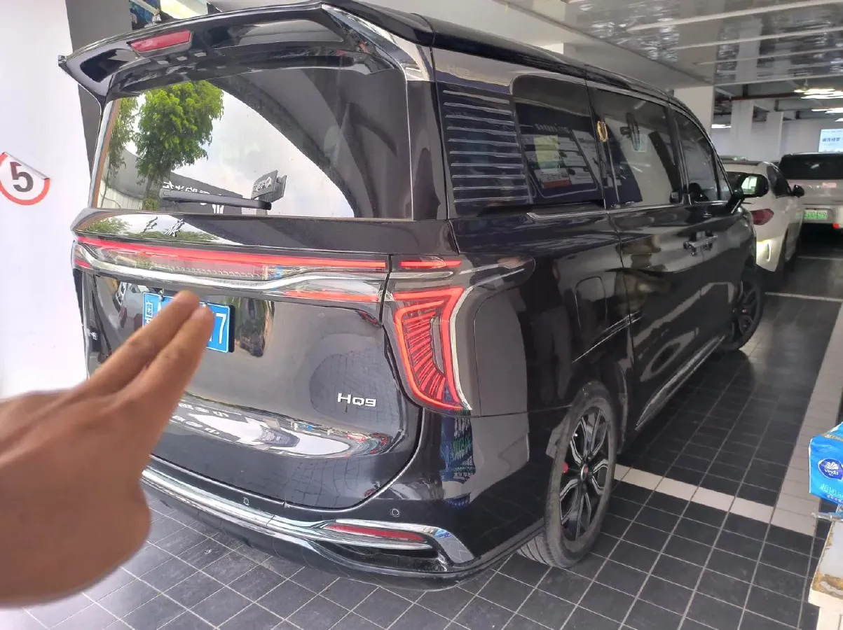 2023 HongQi HQ9 2.0T 252HP L4 8AT,autocango,china used car exporter,china ev exporter,chinese used car exporter,chinese used ev exporter