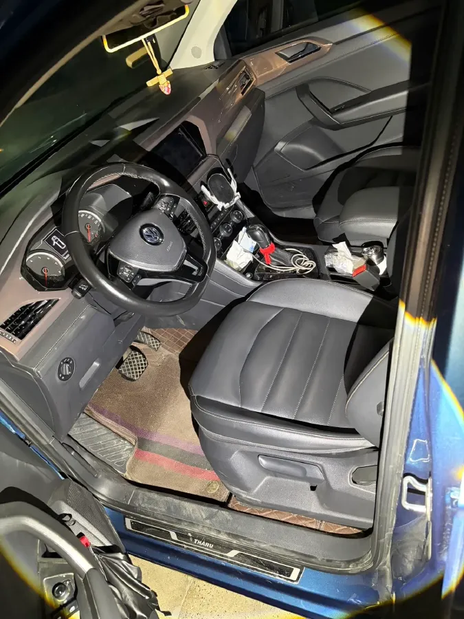 2019 MINI MINI 1.5T 102HP L3 7DCT,autocango,china used car exporter,china ev exporter,chinese used car exporter,chinese used ev exporter