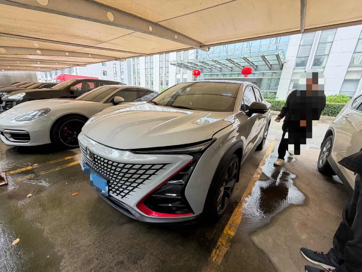 2020 ChangAn UNI-T 1.5T 180HP L4 7DCT,autocango,china used car exporter,china ev exporter,chinese used car exporter,chinese used ev exporter