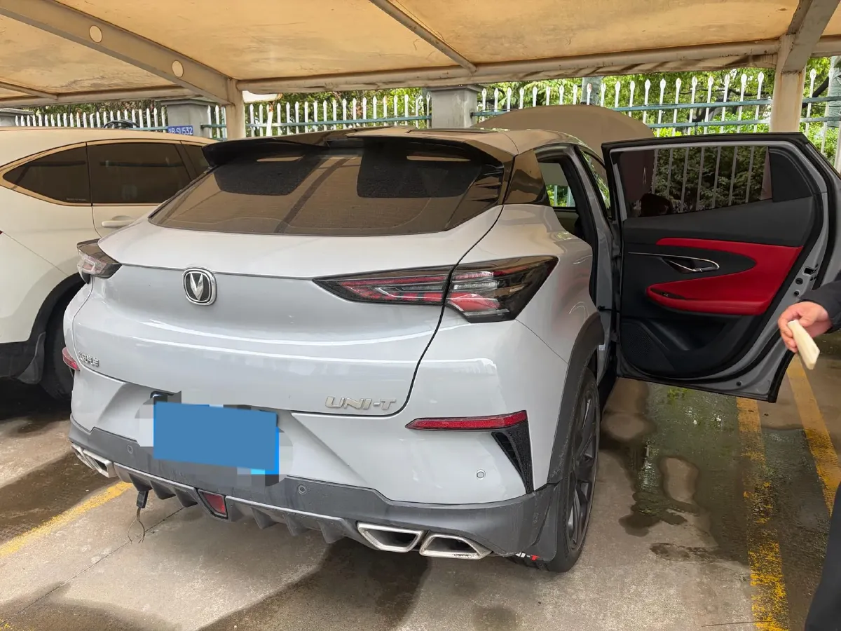 2020 ChangAn UNI-T 1.5T 180HP L4 7DCT,autocango,china used car exporter,china ev exporter,chinese used car exporter,chinese used ev exporter