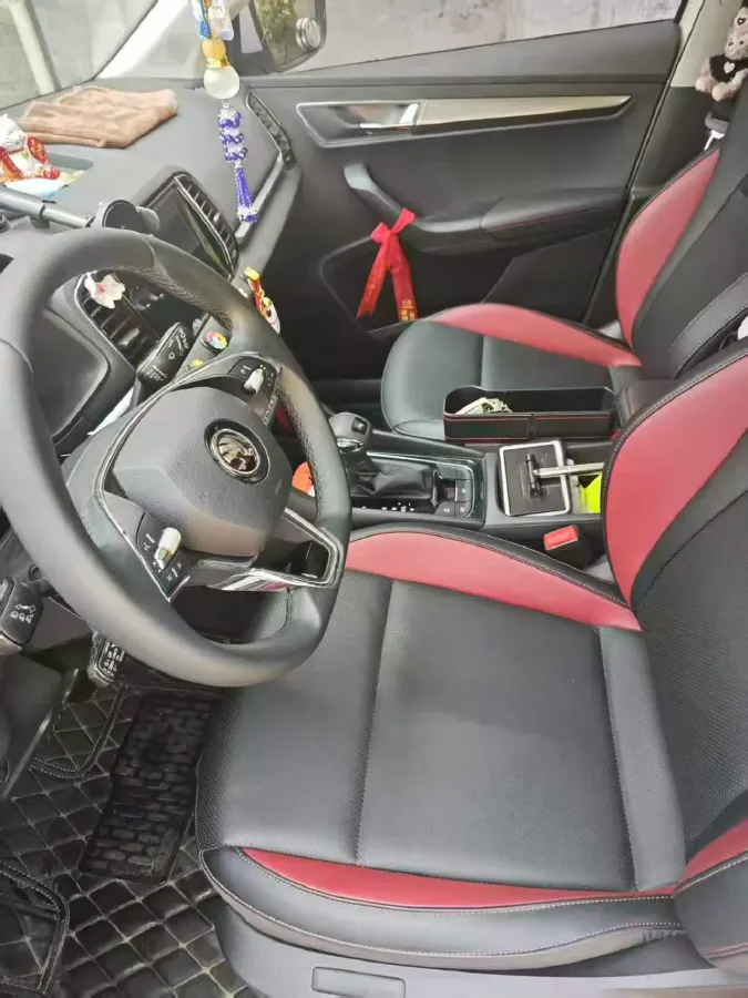 2022 Skoda Karoq 1.4T 150HP L4 7DCT,autocango,china used car exporter,china ev exporter,chinese used car exporter,chinese used ev exporter