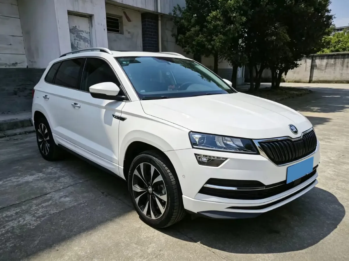 2022 Skoda Karoq 1.4T 150HP L4 7DCT,autocango,china used car exporter,china ev exporter,chinese used car exporter,chinese used ev exporter
