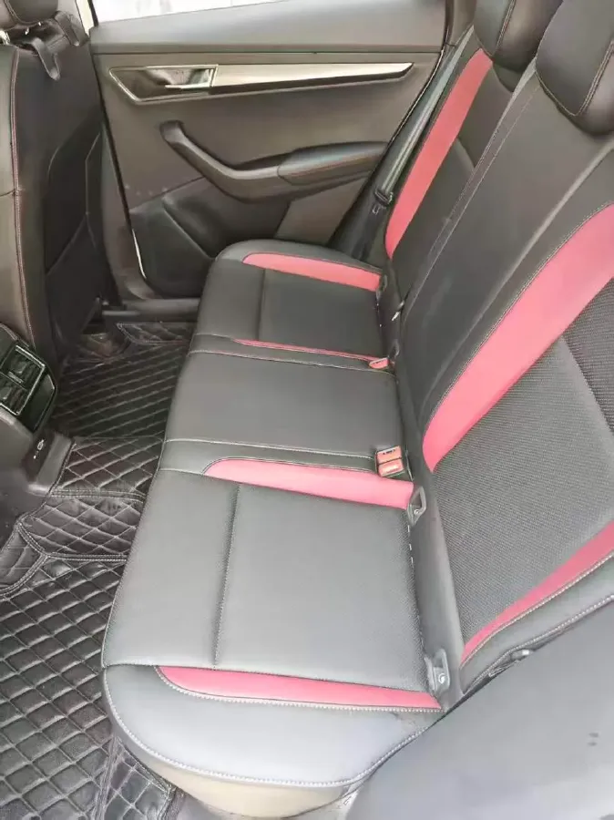 2022 Skoda Karoq 1.4T 150HP L4 7DCT,autocango,china used car exporter,china ev exporter,chinese used car exporter,chinese used ev exporter