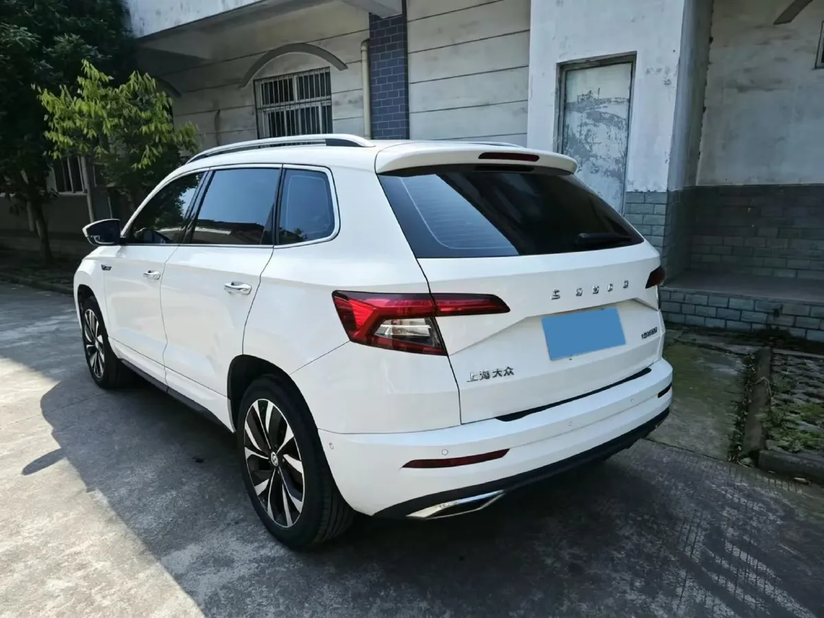 2022 Skoda Karoq 1.4T 150HP L4 7DCT,autocango,china used car exporter,china ev exporter,chinese used car exporter,chinese used ev exporter