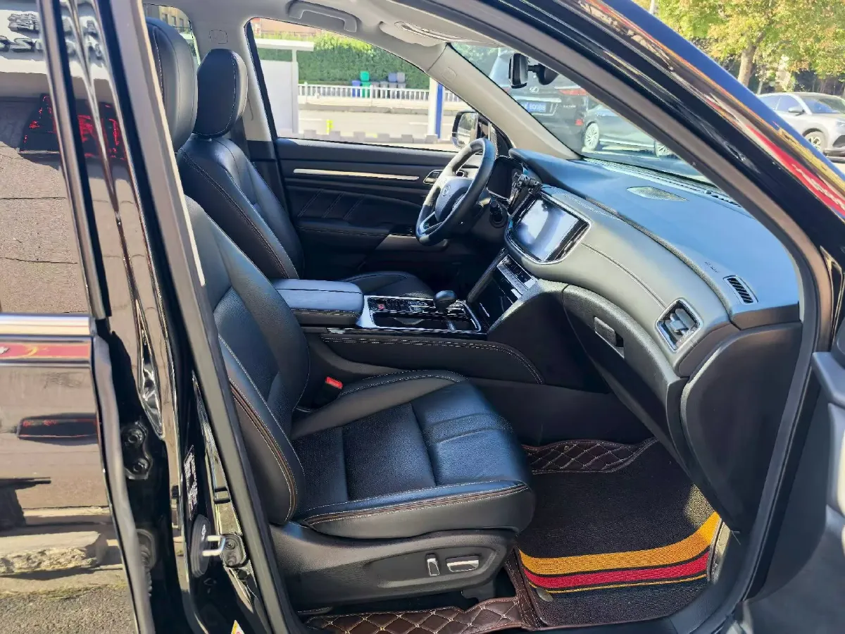 2020 GAC Trumpchi GS8 2.0T 252HP L4 6AT,autocango,china used car exporter,china ev exporter,chinese used car exporter,chinese used ev exporter