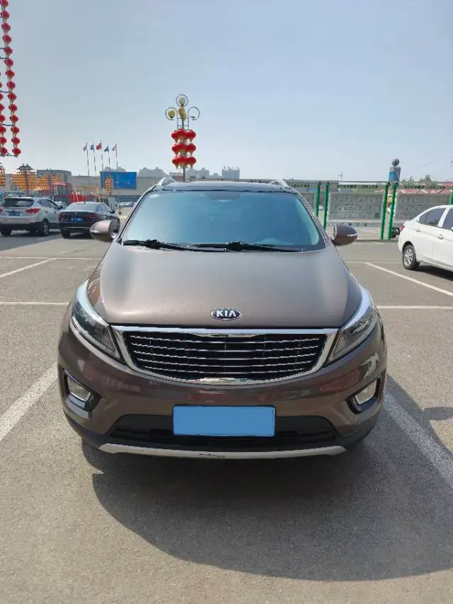 2016 Kia Sportage R 2.0L 165HP L4 6AT,autocango,china used car exporter,china ev exporter,chinese used car exporter,chinese used ev exporter