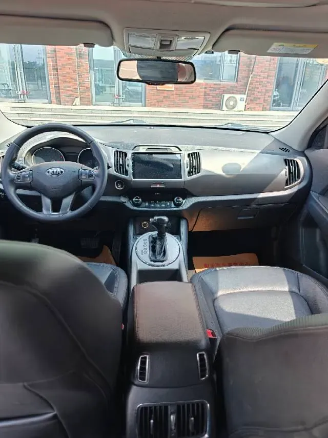 2016 Kia Sportage R 2.0L 165HP L4 6AT,autocango,china used car exporter,china ev exporter,chinese used car exporter,chinese used ev exporter