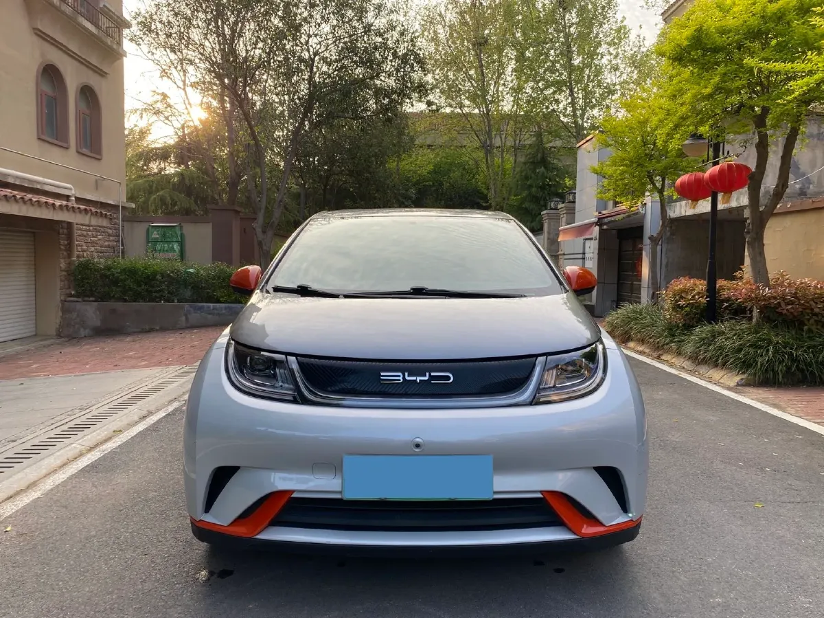 2021 Ford Escort 1.5L 122HP L3 6AT,autocango,china used car exporter,china ev exporter,chinese used car exporter,chinese used ev exporter