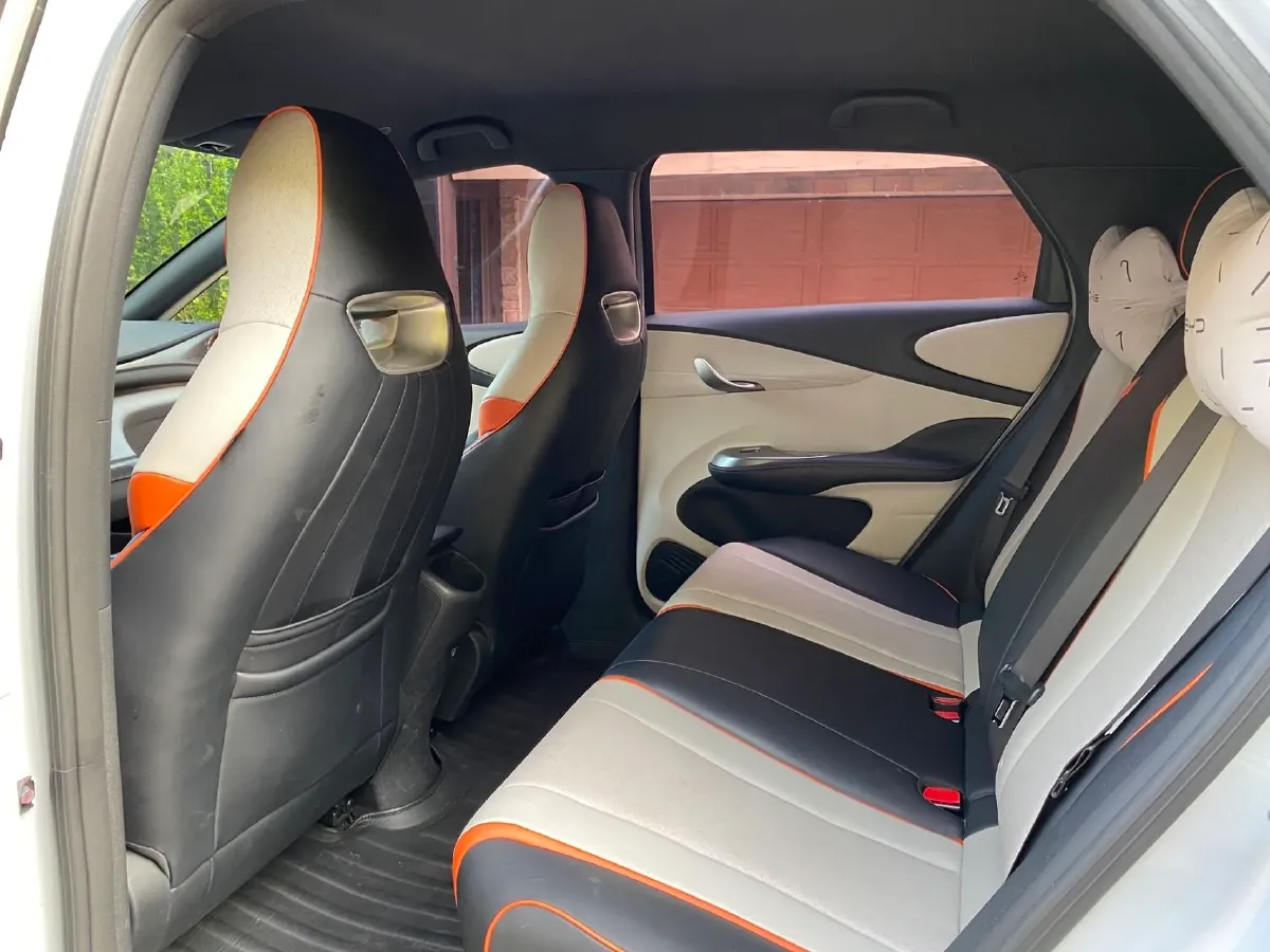 2021 Ford Escort 1.5L 122HP L3 6AT,autocango,china used car exporter,china ev exporter,chinese used car exporter,chinese used ev exporter