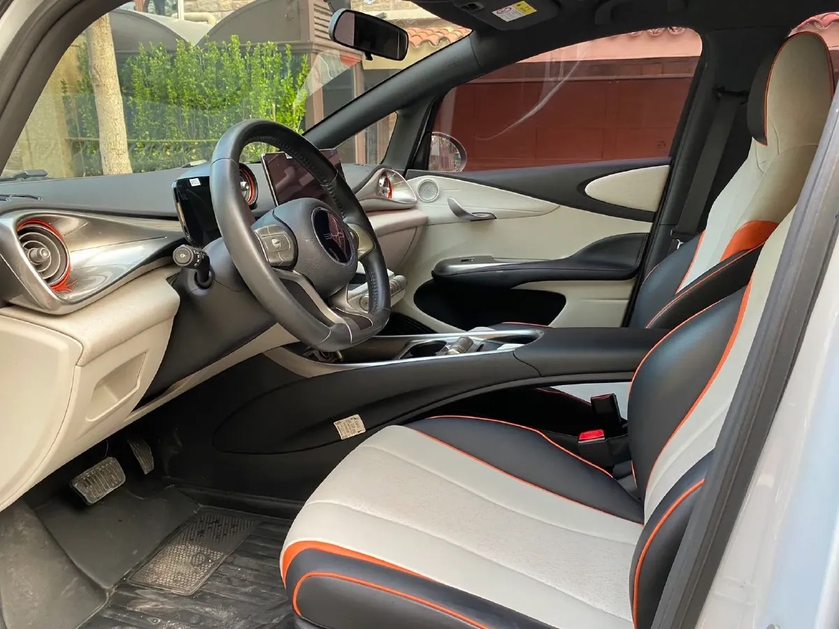 2021 Ford Escort 1.5L 122HP L3 6AT,autocango,china used car exporter,china ev exporter,chinese used car exporter,chinese used ev exporter