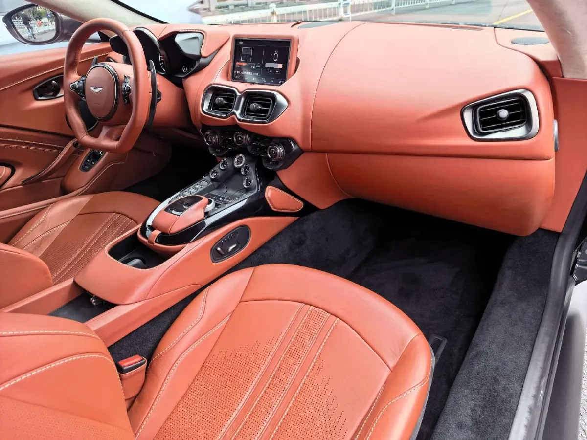 2018 Aston Martin V8 Vantage 4.0T 510HP V8 8AT,autocango,china used car exporter,china ev exporter,chinese used car exporter,chinese used ev exporter