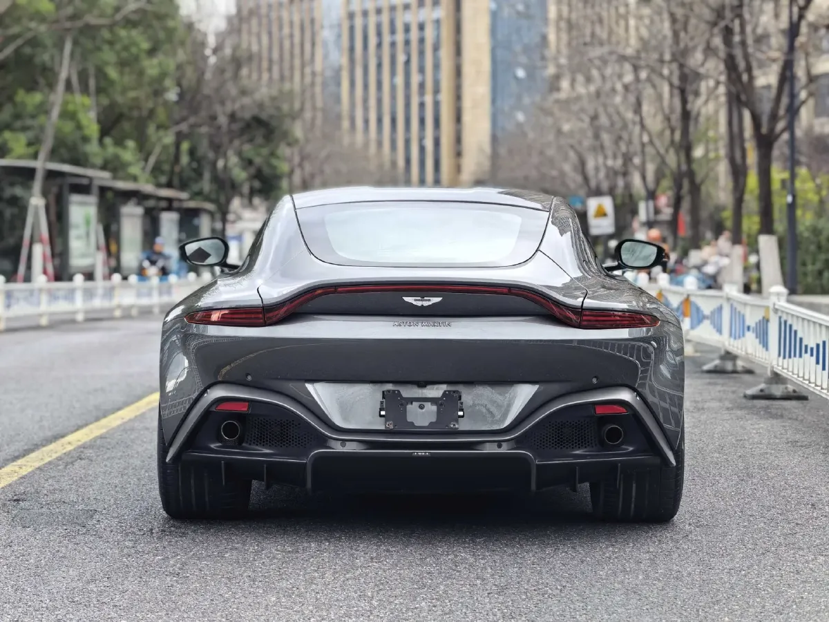 2018 Aston Martin V8 Vantage 4.0T 510HP V8 8AT,autocango,china used car exporter,china ev exporter,chinese used car exporter,chinese used ev exporter