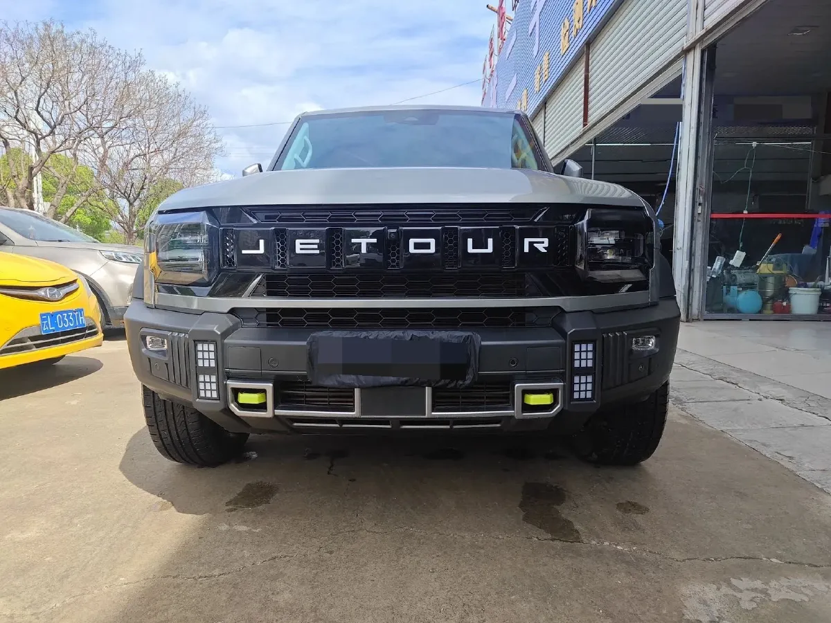 2023 Jetour Traveller 2.0T 254HP L4 7DCT,autocango,china used car exporter,china ev exporter,chinese used car exporter,chinese used ev exporter