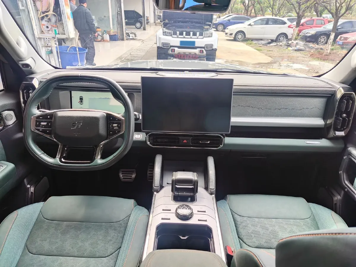 2023 Jetour Traveller 2.0T 254HP L4 7DCT,autocango,china used car exporter,china ev exporter,chinese used car exporter,chinese used ev exporter