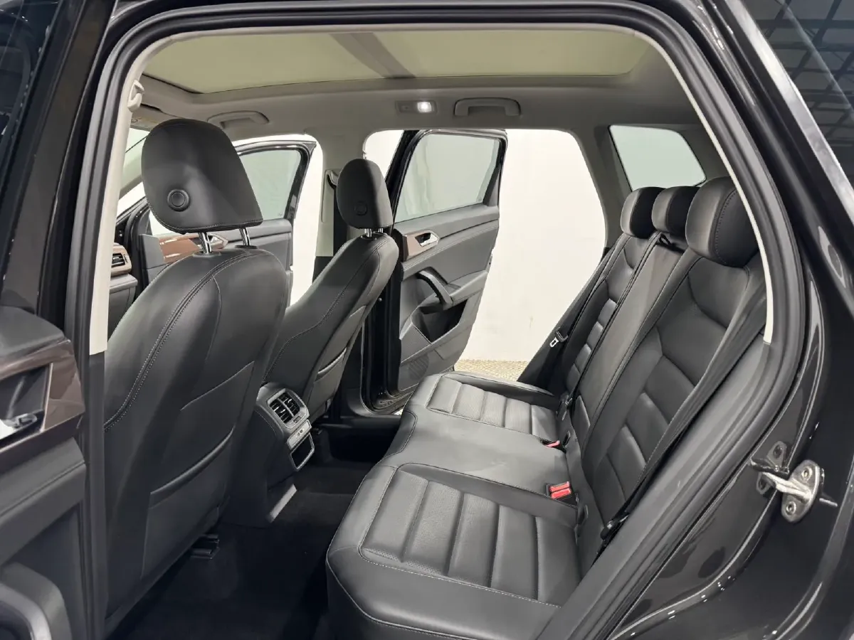 2022 Volkswagen Tharu 1.4T 150HP L4 7DCT,autocango,china used car exporter,china ev exporter,chinese used car exporter,chinese used ev exporter