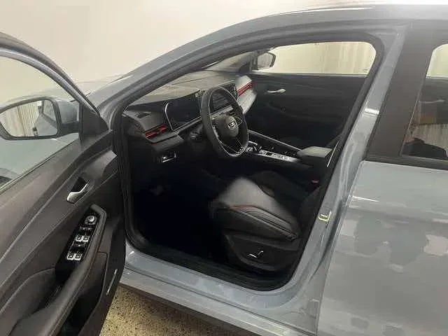 2024 Geely Binray 1.5T 181HP L4 7DCT,autocango,china used car exporter,china ev exporter,chinese used car exporter,chinese used ev exporter