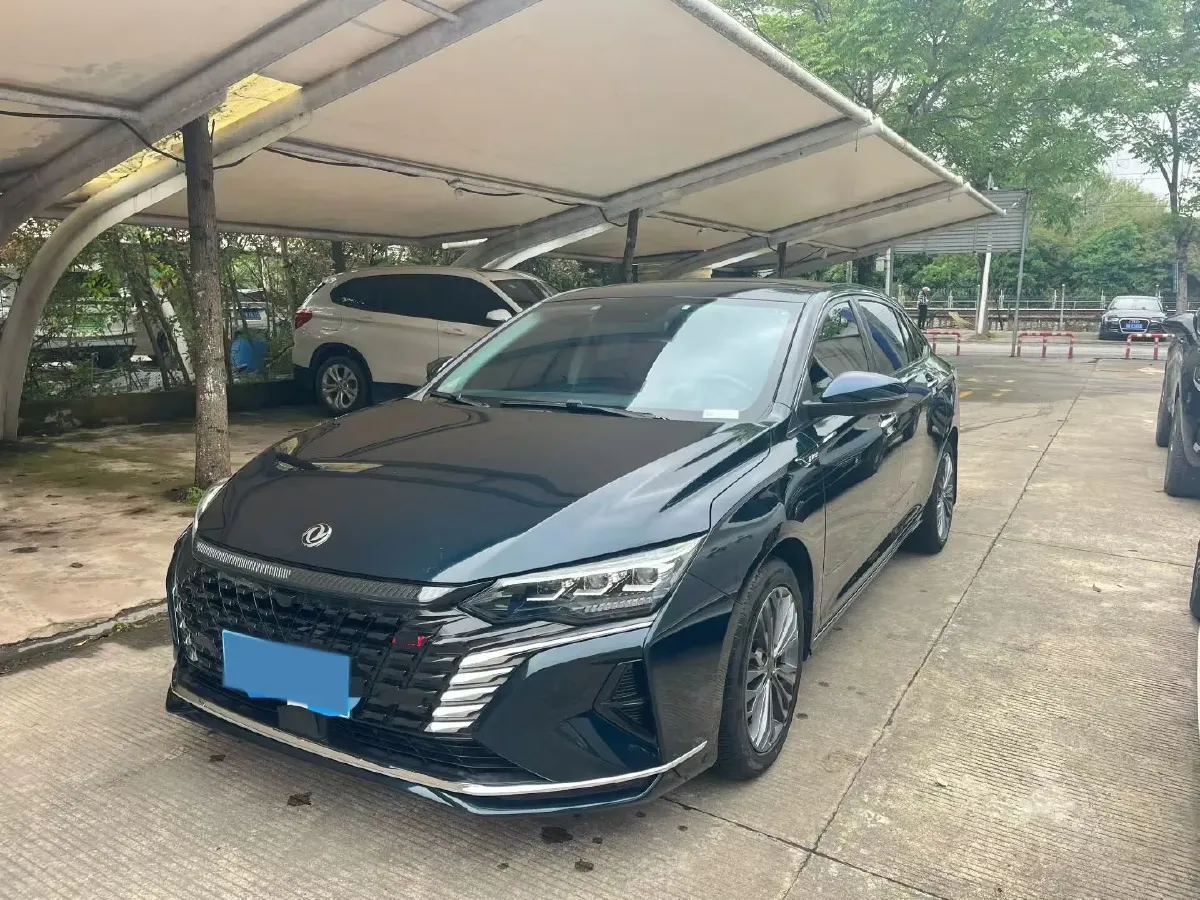 2021 DongFeng Aeolus YiXuan MAX 1.5T 190HP L4 7DCT,autocango,china used car exporter,china ev exporter,chinese used car exporter,chinese used ev exporter