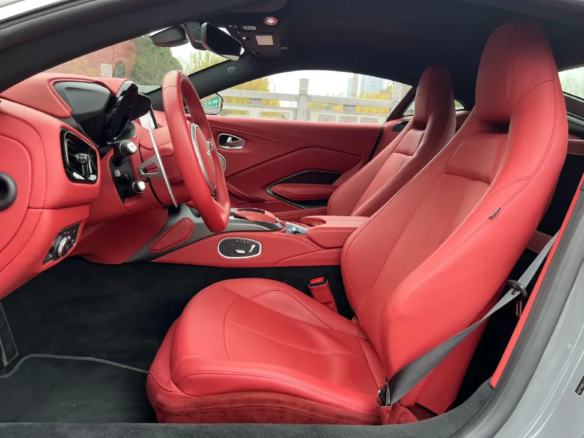 2022 BMW X7 4.4T 530HP V8 8AT,autocango,china used car exporter,china ev exporter,chinese used car exporter,chinese used ev exporter