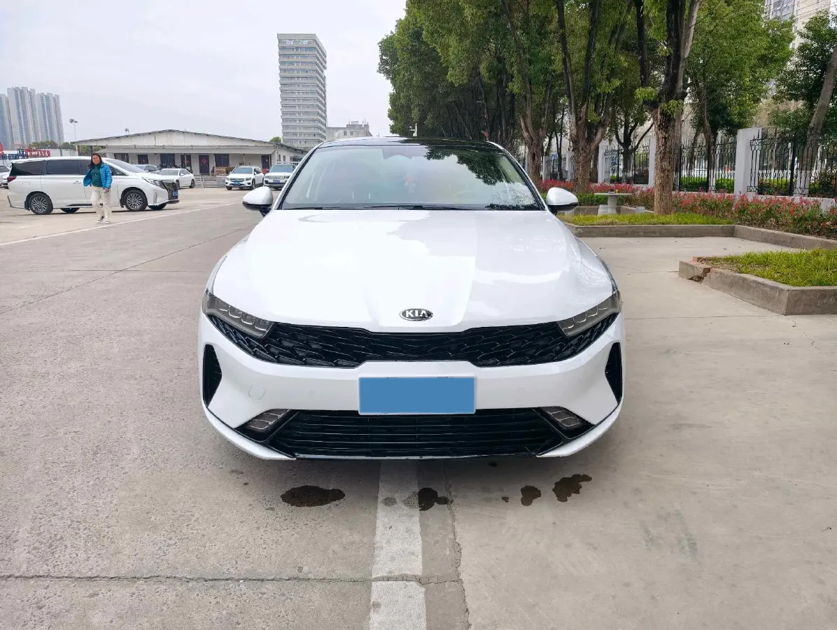 2020 Kia K5 1.5T 170HP L4 7DCT,autocango,china used car exporter,china ev exporter,chinese used car exporter,chinese used ev exporter