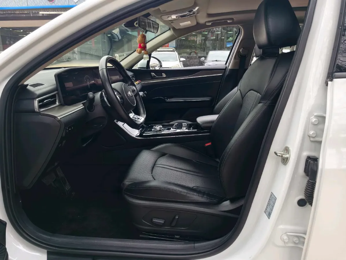 2020 Kia K5 1.5T 170HP L4 7DCT,autocango,china used car exporter,china ev exporter,chinese used car exporter,chinese used ev exporter