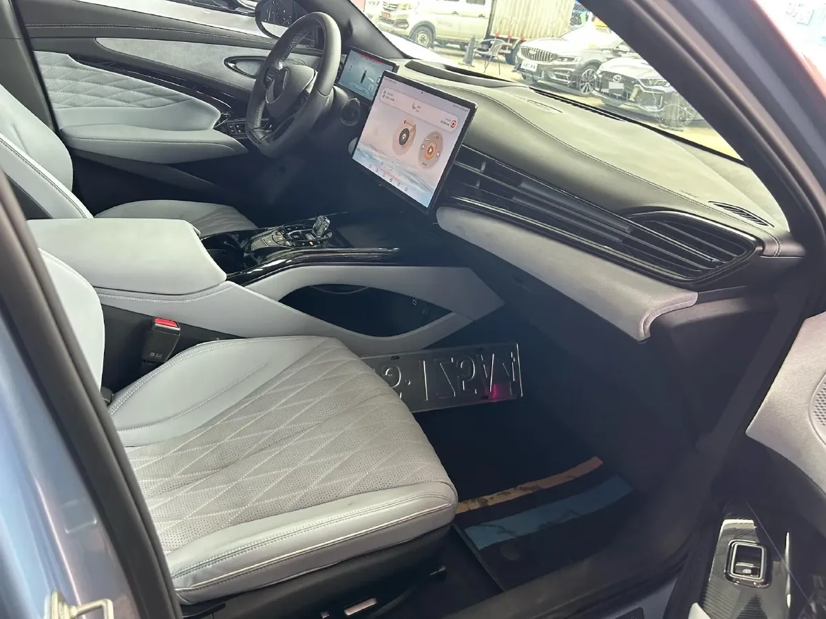 2022 Leapmotor C01 BEV 90KWH,autocango,china used car exporter,china ev exporter,chinese used car exporter,chinese used ev exporter