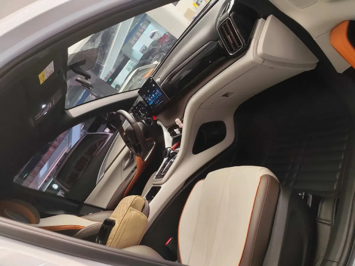 2022 Ruichi Auto EC35 BEV 82HP BEV 36.288KWH,autocango,china used car exporter,china ev exporter,chinese used car exporter,chinese used ev exporter