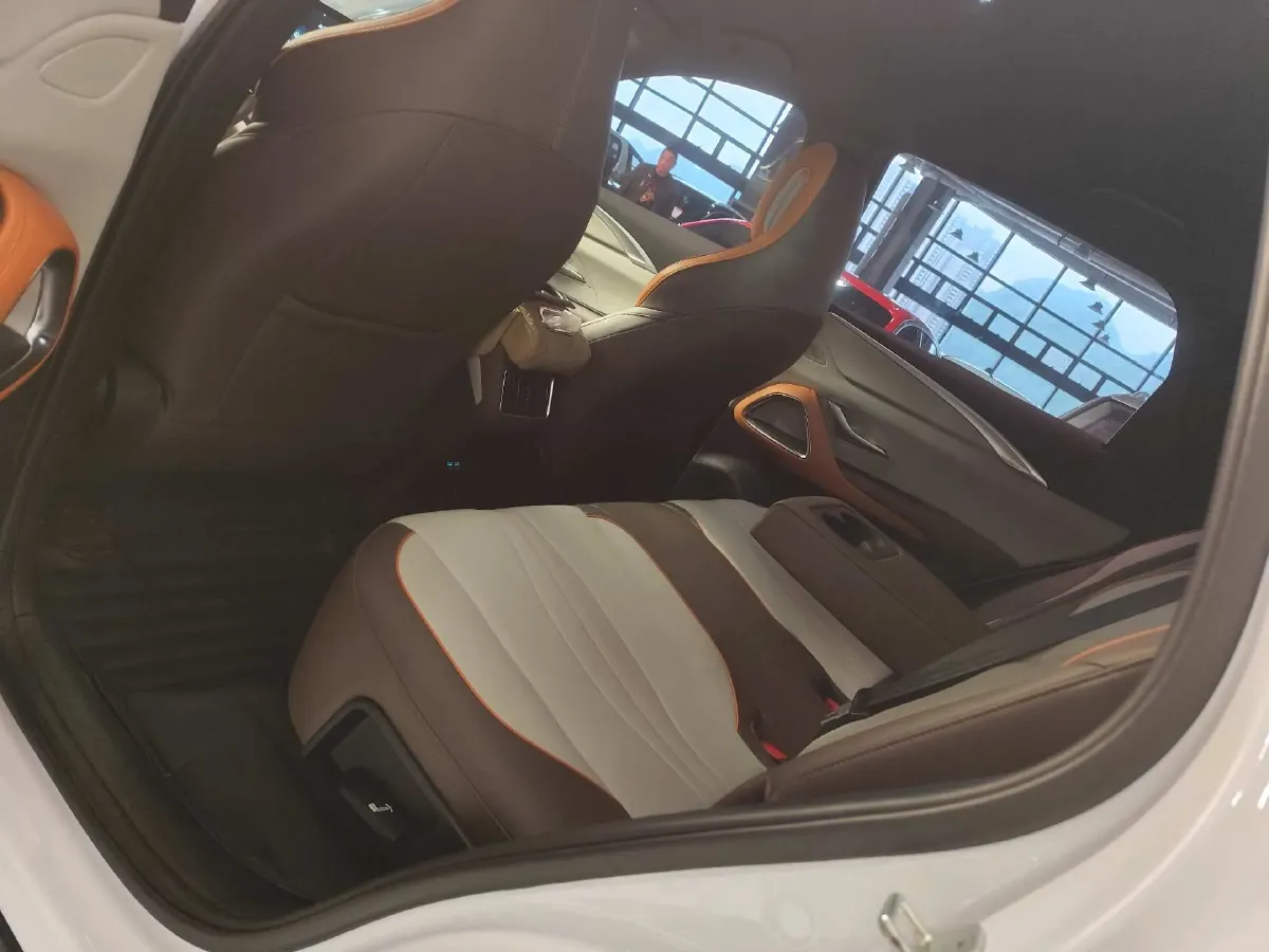 2022 Ruichi Auto EC35 BEV 82HP BEV 36.288KWH,autocango,china used car exporter,china ev exporter,chinese used car exporter,chinese used ev exporter