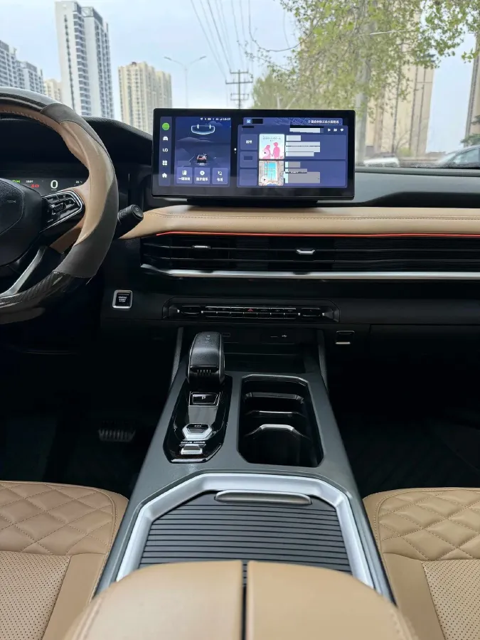 2023 Geely Okavango L 2.0T 218HP L4 7DCT,autocango,china used car exporter,china ev exporter,chinese used car exporter,chinese used ev exporter