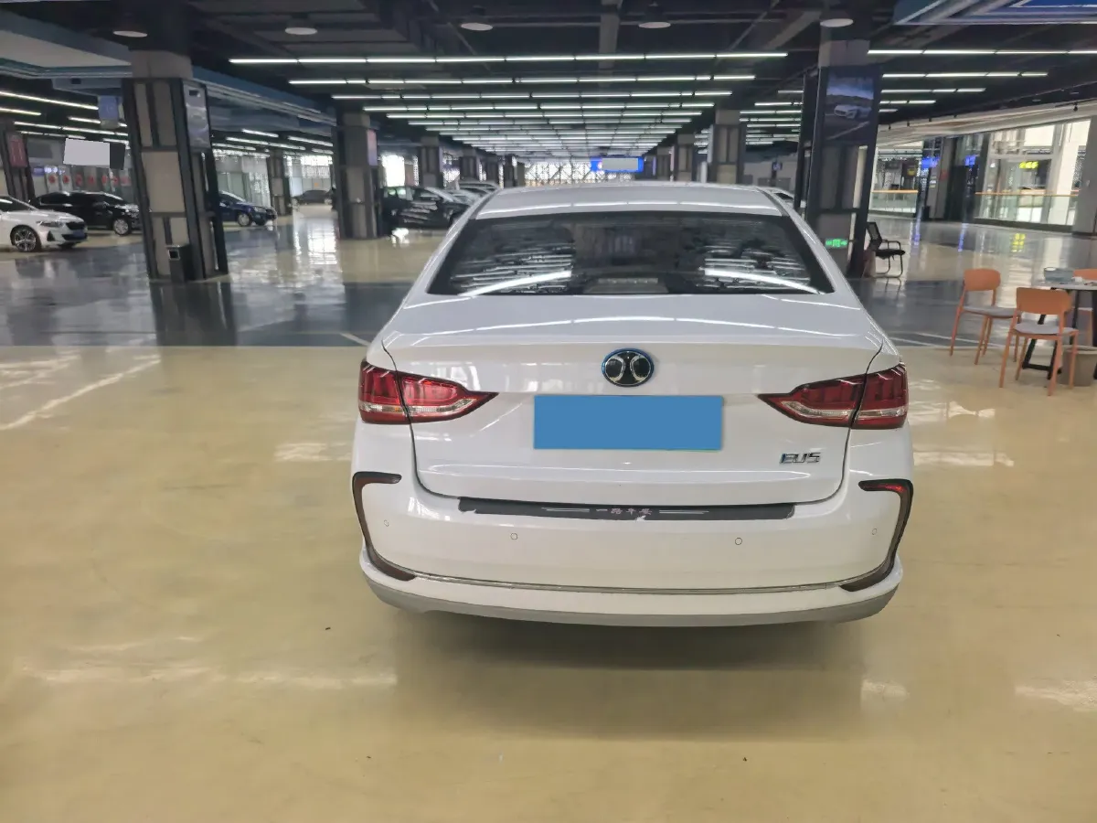 2018 BeiJing Auto EU5 BEV 53.66KWH,autocango,china used car exporter,china ev exporter,chinese used car exporter,chinese used ev exporter