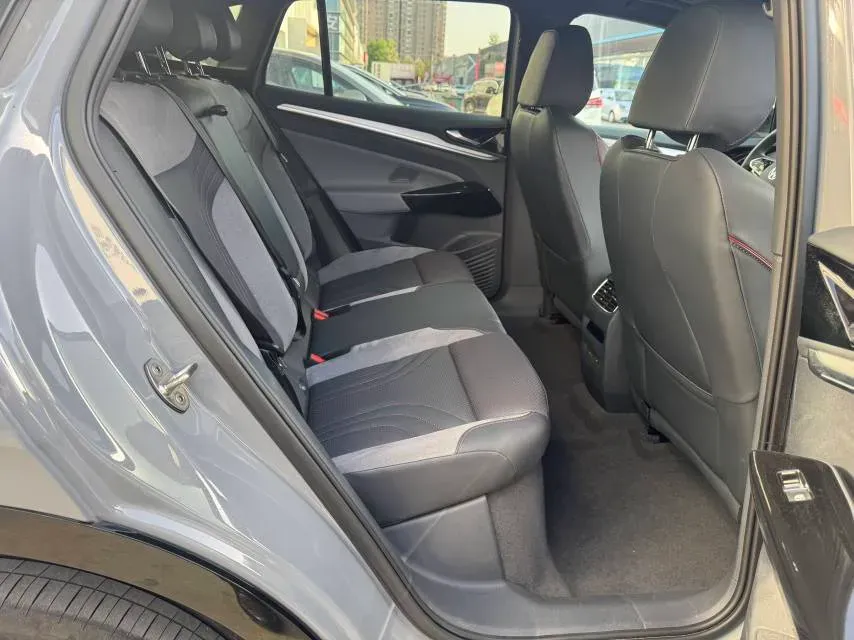 2024 Volkswagen ID.4 Crozz BEV 84.8KWH,autocango,china used car exporter,china ev exporter,chinese used car exporter,chinese used ev exporter