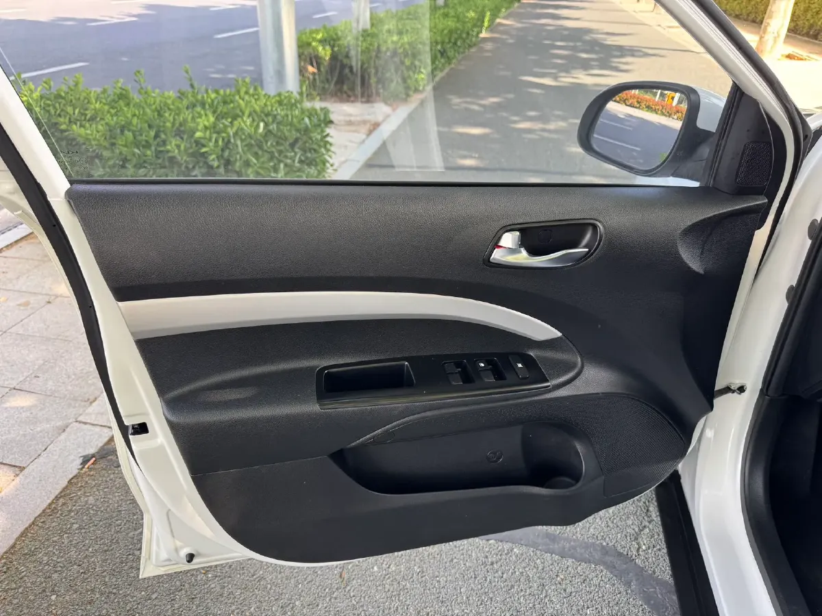 2021 Kia KX1 1.4L 100HP L4 6AT,autocango,china used car exporter,china ev exporter,chinese used car exporter,chinese used ev exporter