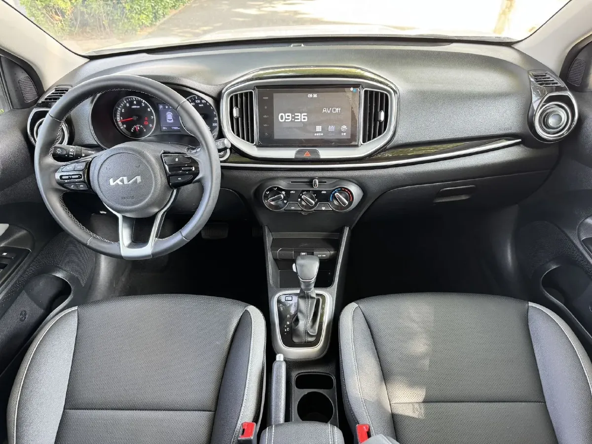 2021 Kia KX1 1.4L 100HP L4 6AT,autocango,china used car exporter,china ev exporter,chinese used car exporter,chinese used ev exporter