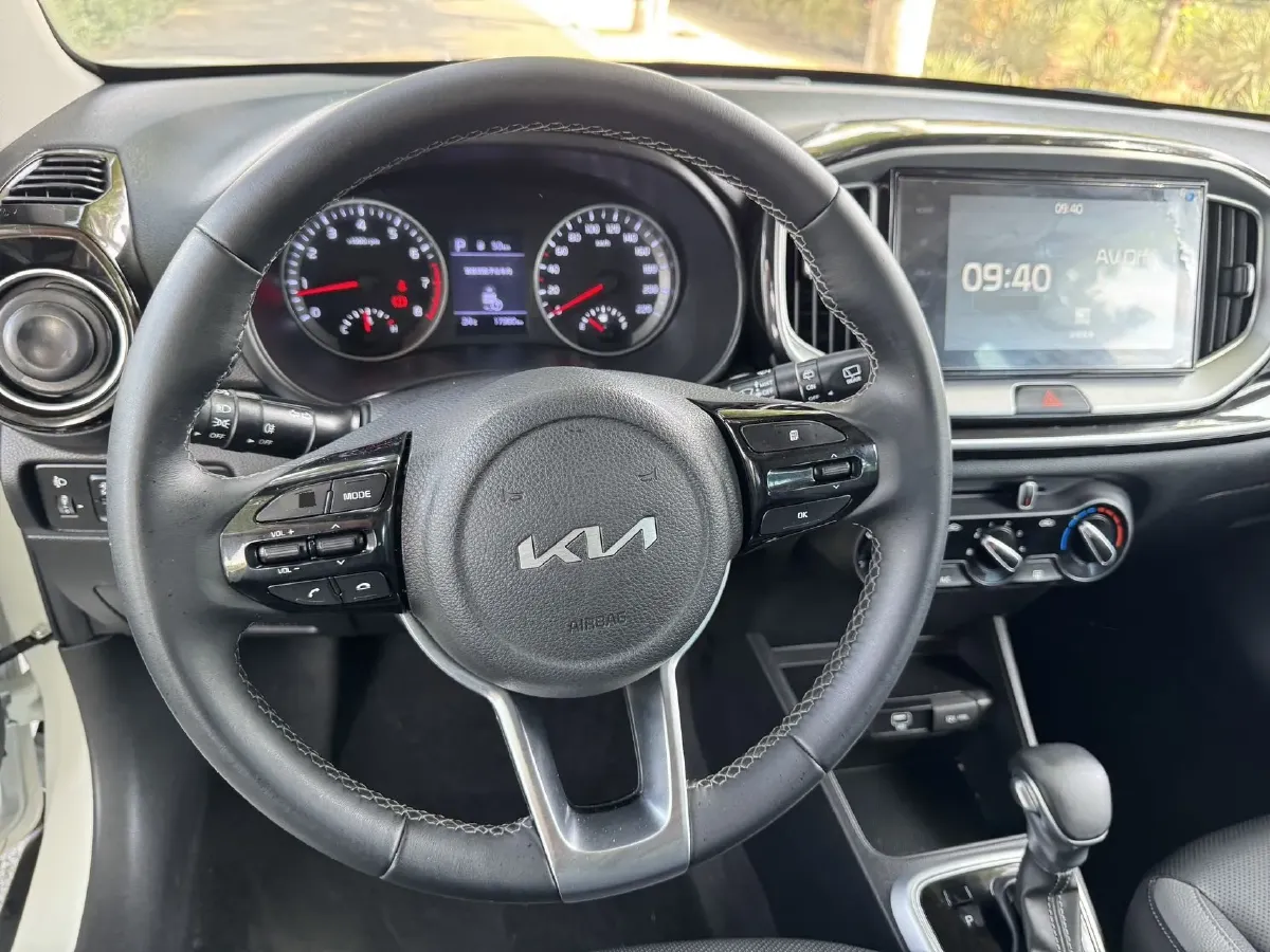 2021 Kia KX1 1.4L 100HP L4 6AT,autocango,china used car exporter,china ev exporter,chinese used car exporter,chinese used ev exporter
