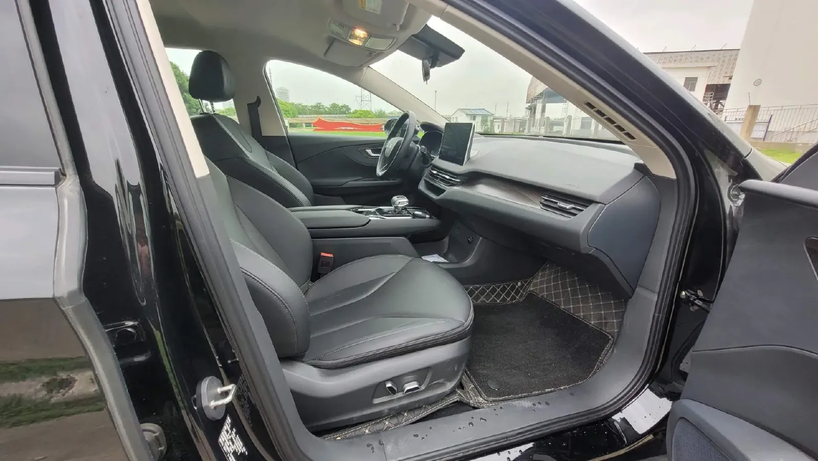 2023 HongQi E-QM5 BEV 54KWH,autocango,china used car exporter,china ev exporter,chinese used car exporter,chinese used ev exporter