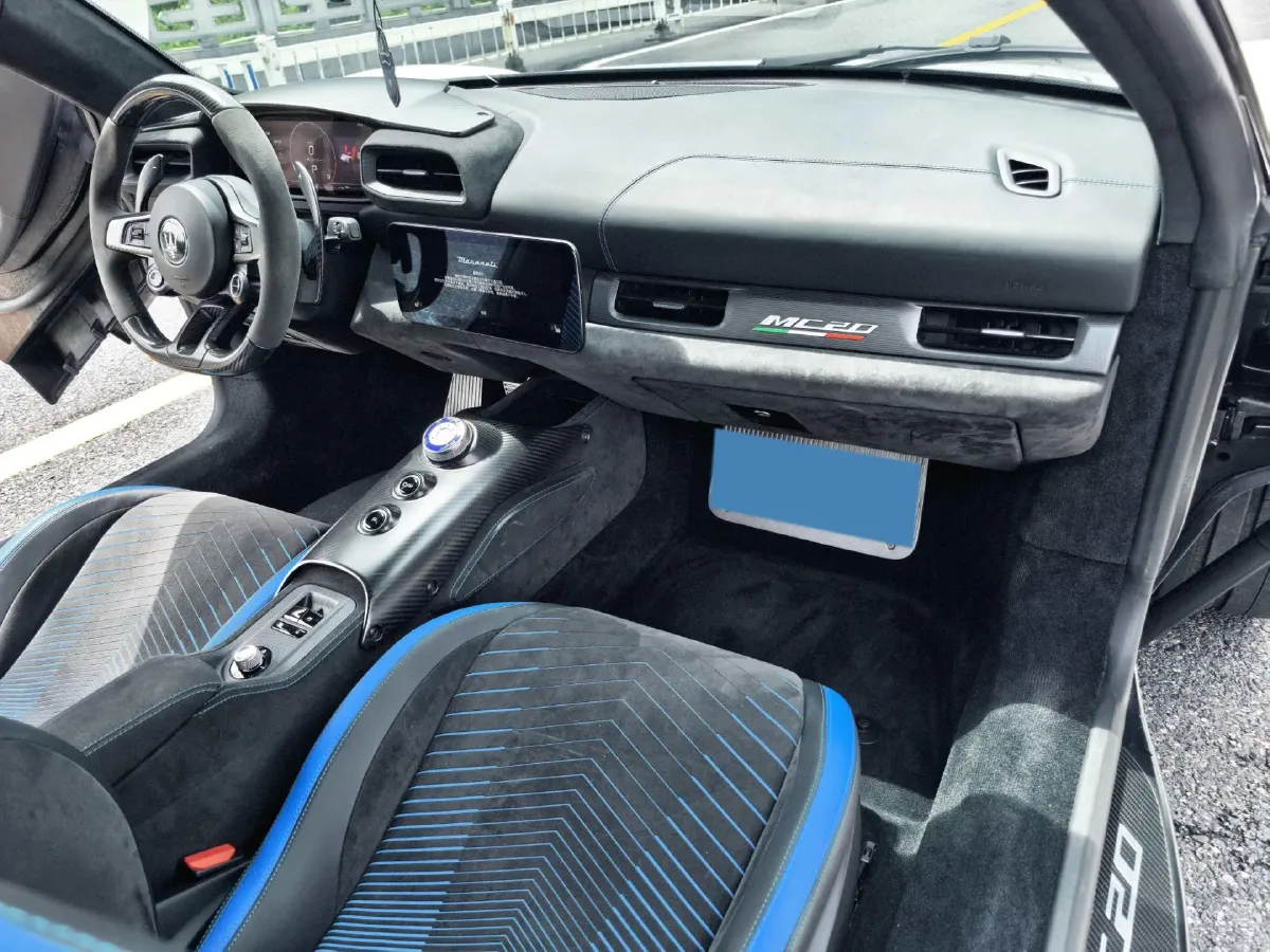 2020 Maserati MC20 3.0T 630HP V6 8DCT,autocango,china used car exporter,china ev exporter,chinese used car exporter,chinese used ev exporter