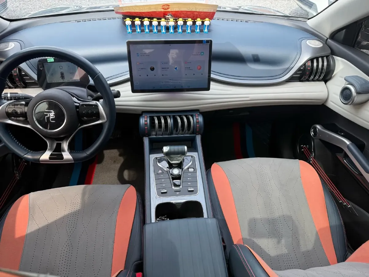 2022 Roewe RX5 MAX 1.5T 181HP L4 6AT,autocango,china used car exporter,china ev exporter,chinese used car exporter,chinese used ev exporter