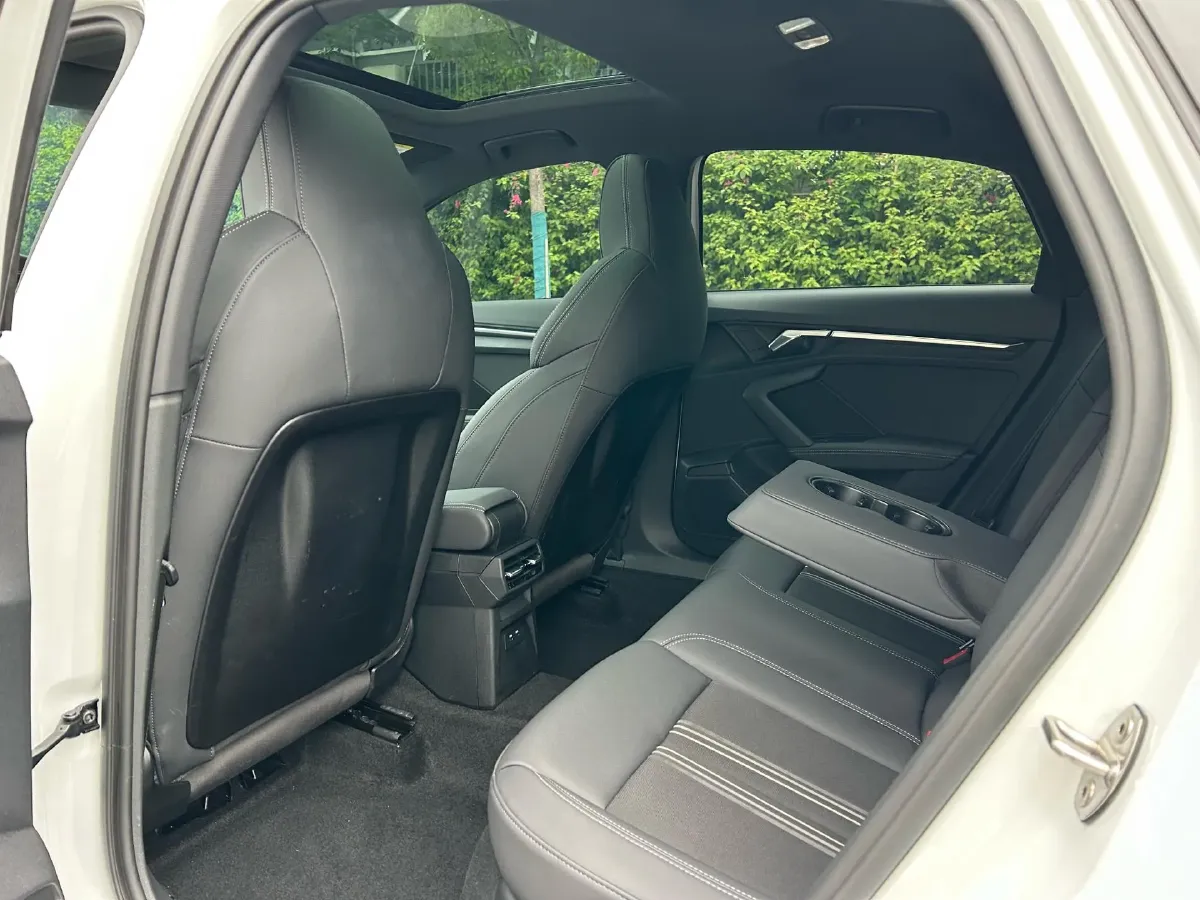 2022 Audi A3 1.4T 150HP L4 7DCT,autocango,china used car exporter,china ev exporter,chinese used car exporter,chinese used ev exporter