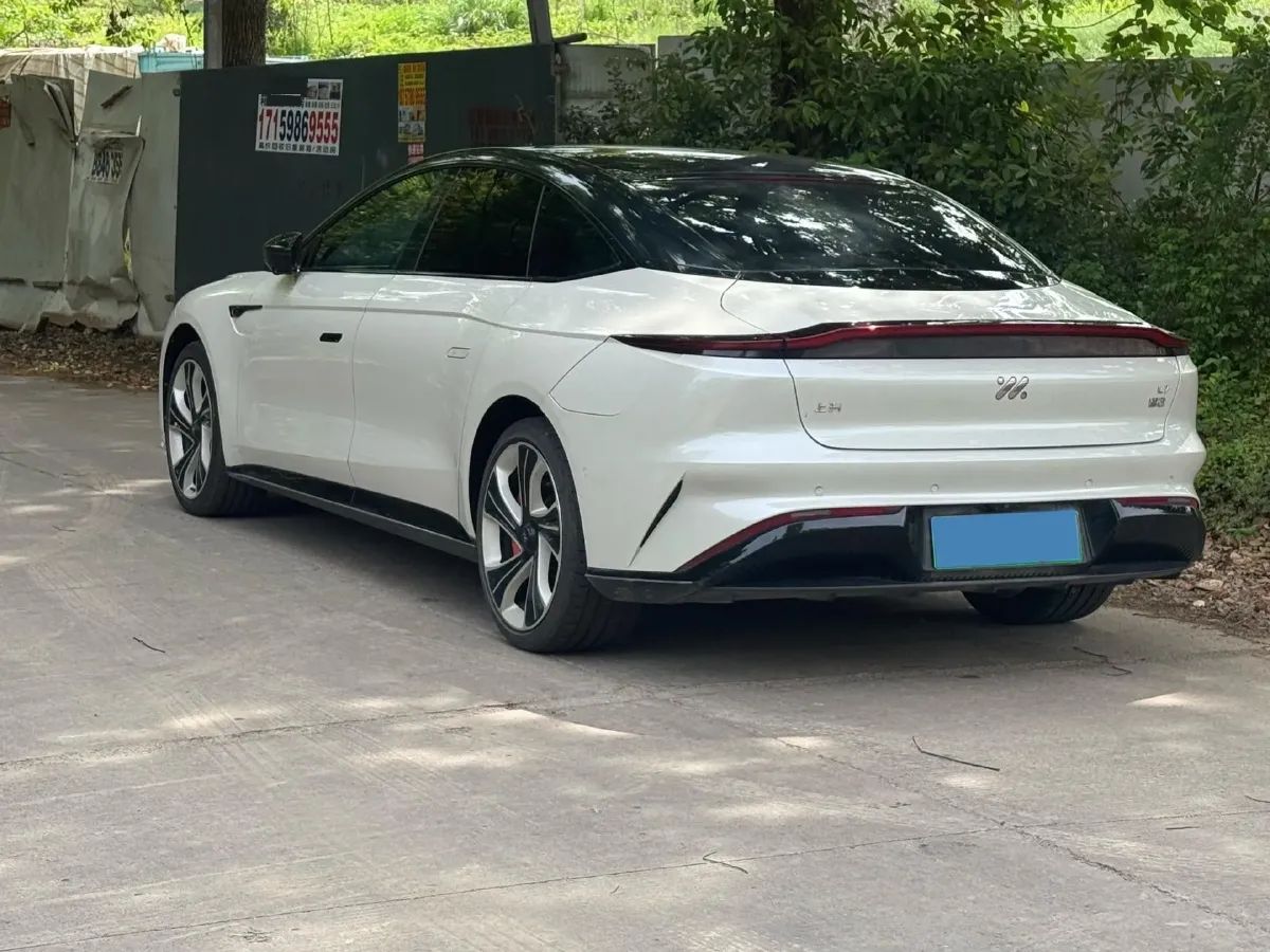2022 IM L7 BEV 90KWH,autocango,china used car exporter,china ev exporter,chinese used car exporter,chinese used ev exporter