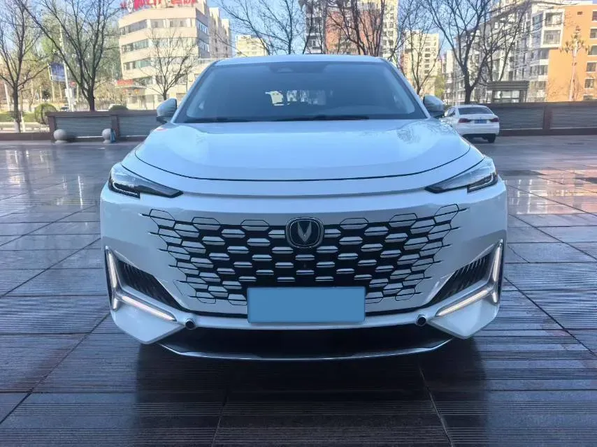 2021 ChangAn UNI-K 2.0T 233HP L4 8AT,autocango,china used car exporter,china ev exporter,chinese used car exporter,chinese used ev exporter